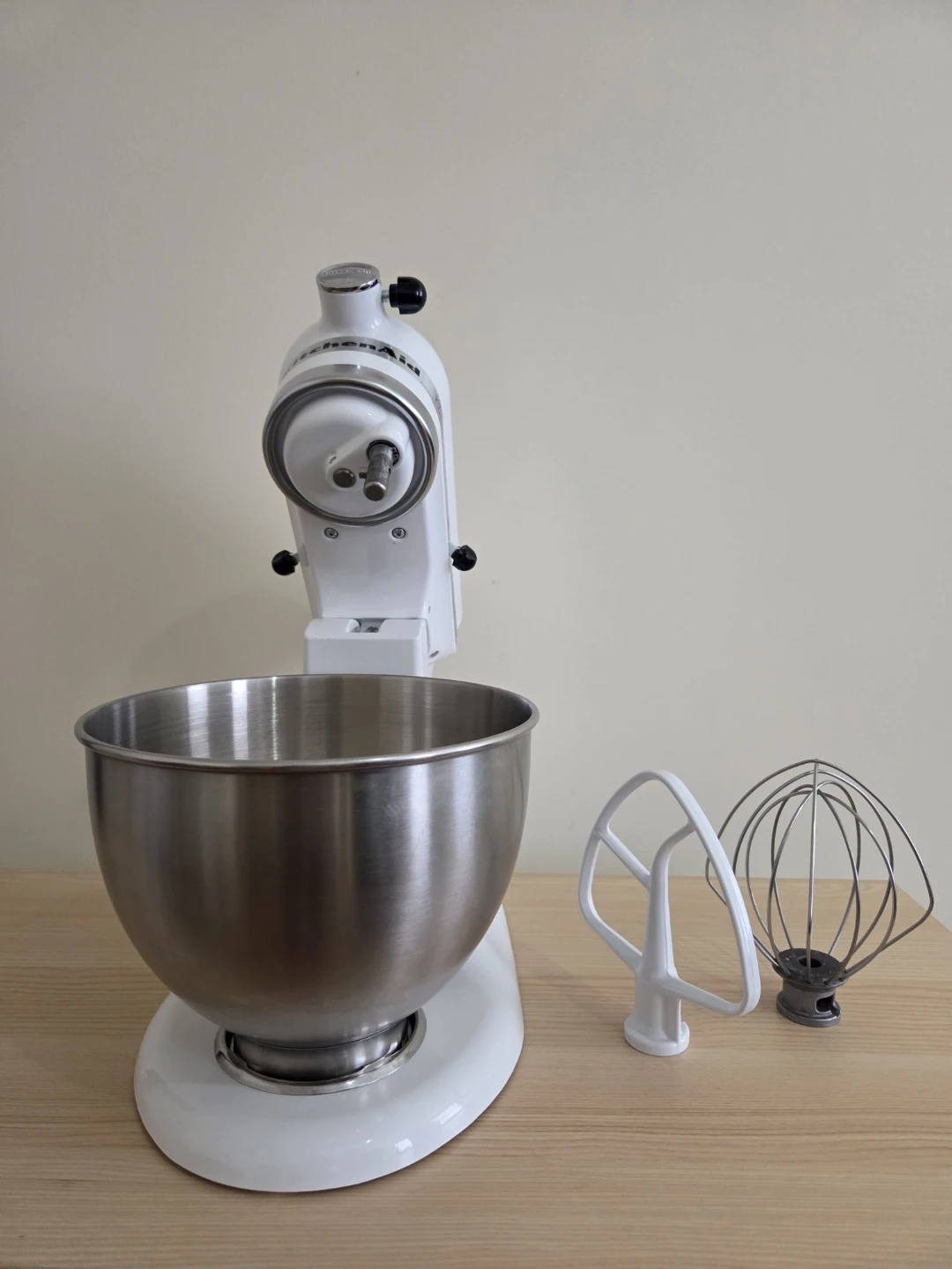 KitchenAid Classic Series 4.5-Quart Stand Mixer - photo 2