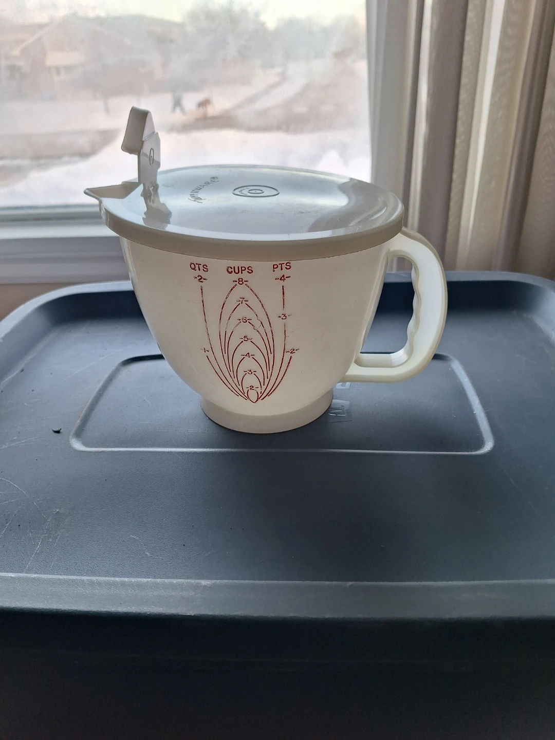Vintage Tupperware Mix-N-Stor Pitcher/Batter Bowl with Lid