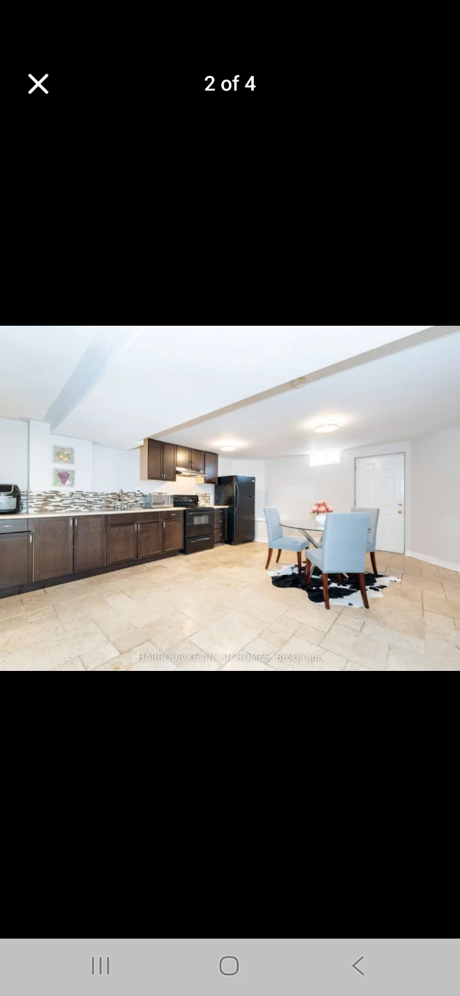 Upscale Room for Rent North Richmond Hill - photo 2