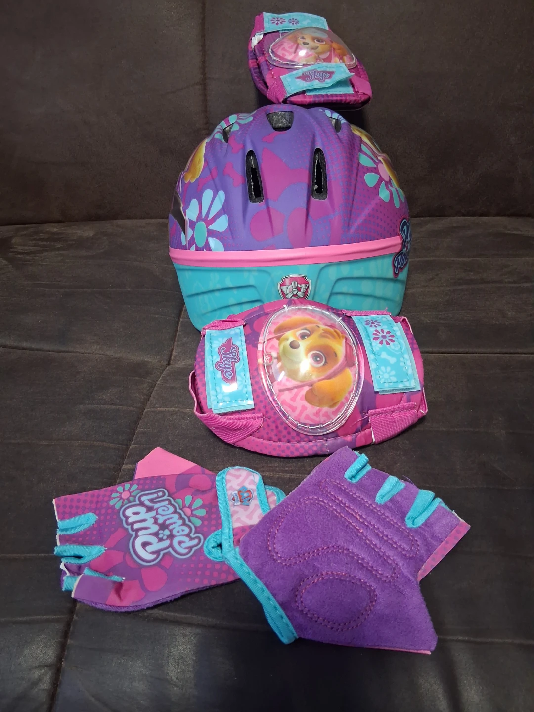 Paw Patrol Skye Kids Safety Gear Set Helmet Knee Pads Gloves