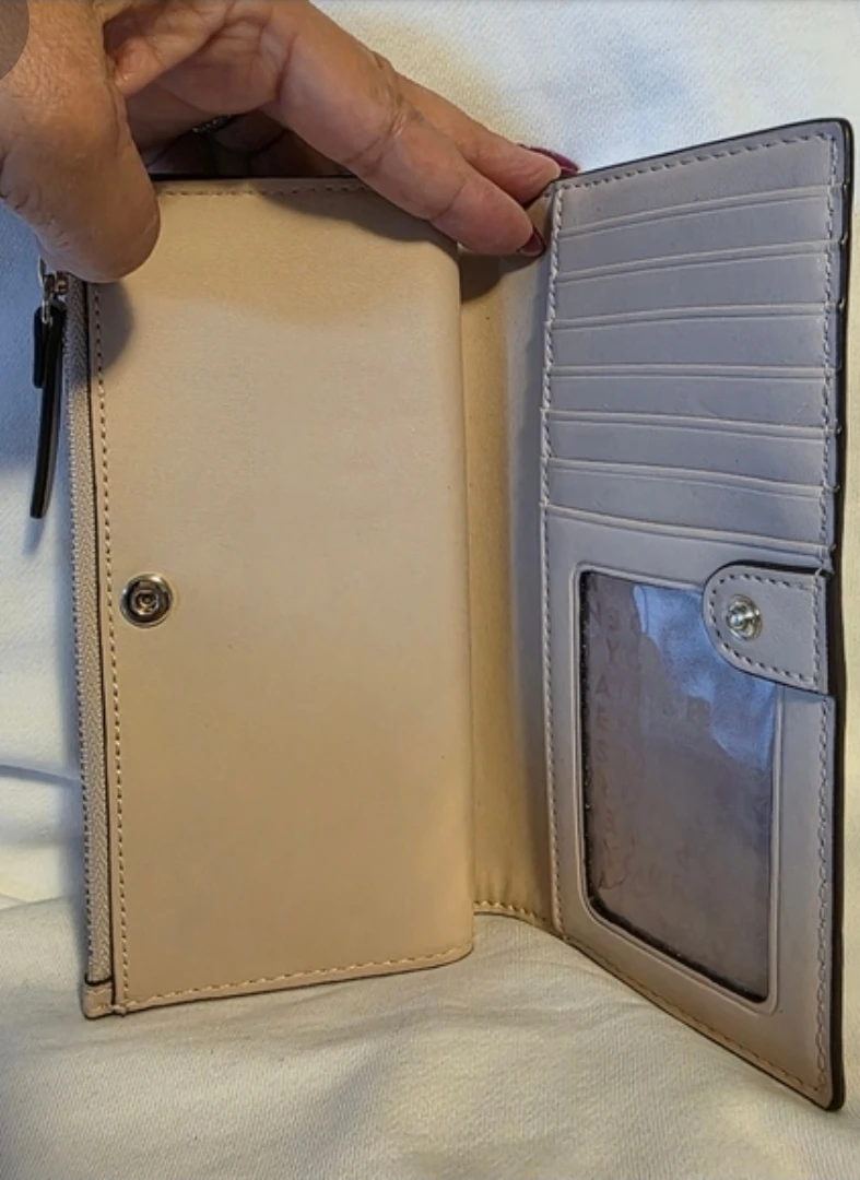 Kate Spade Wallet - photo 3
