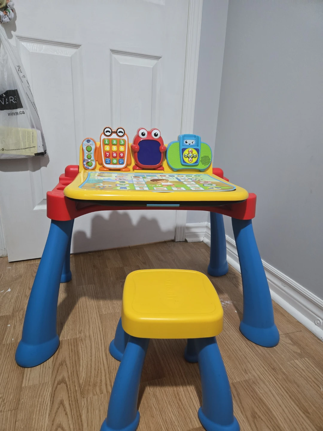 VTech Touch & Learn Activity Desk Deluxe