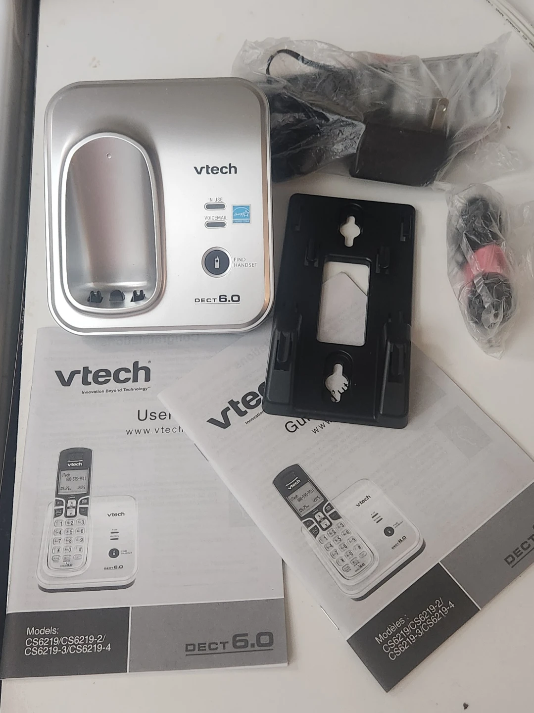 VTech Cordless Phone with Caller ID - DECT 6.0