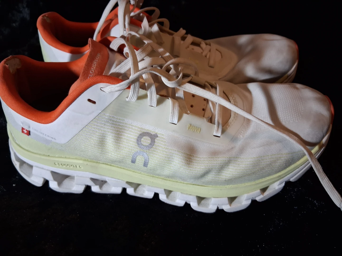 On Running Cloudflow White Orange Women's Shoes