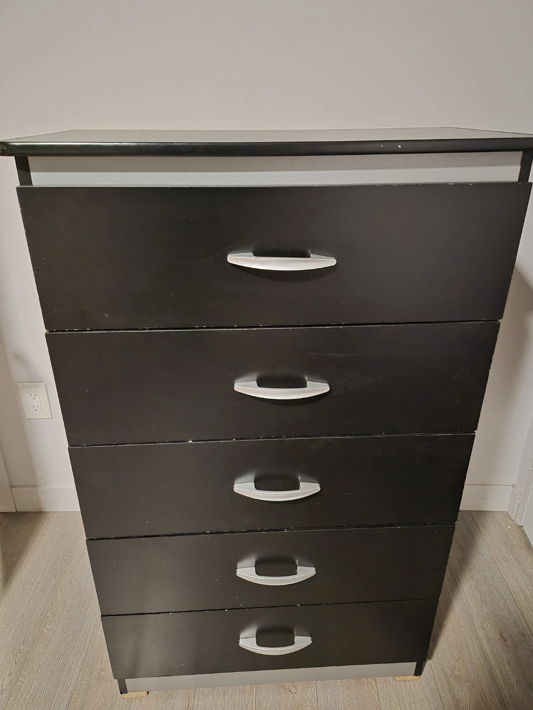 Black 5-Drawer Dresser - photo 2