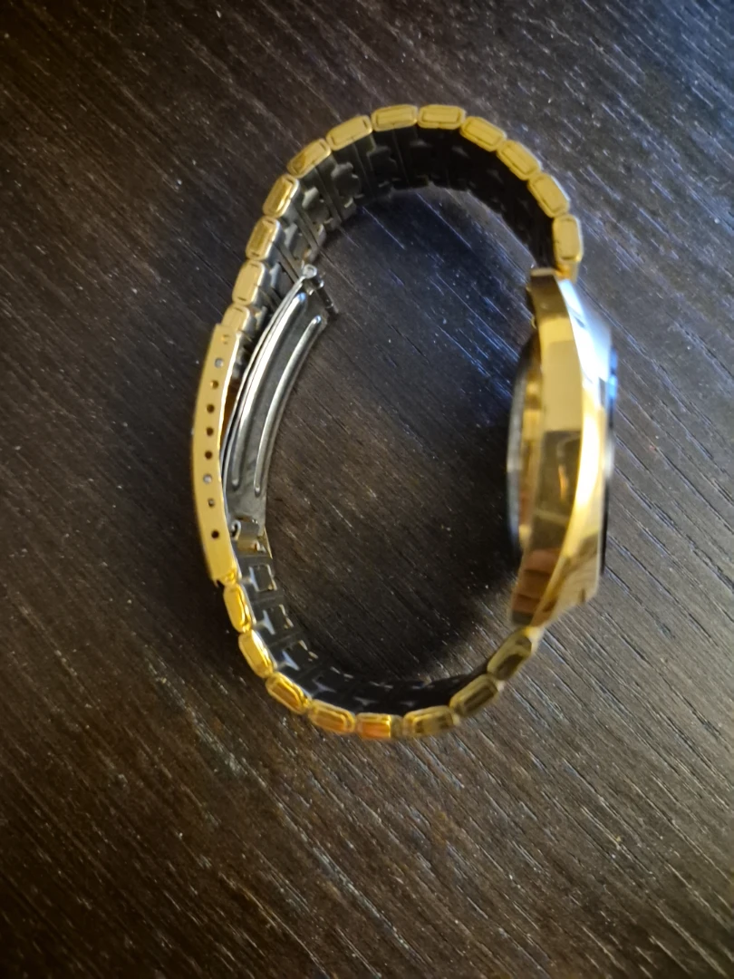 Gold Digital Watch - photo 4