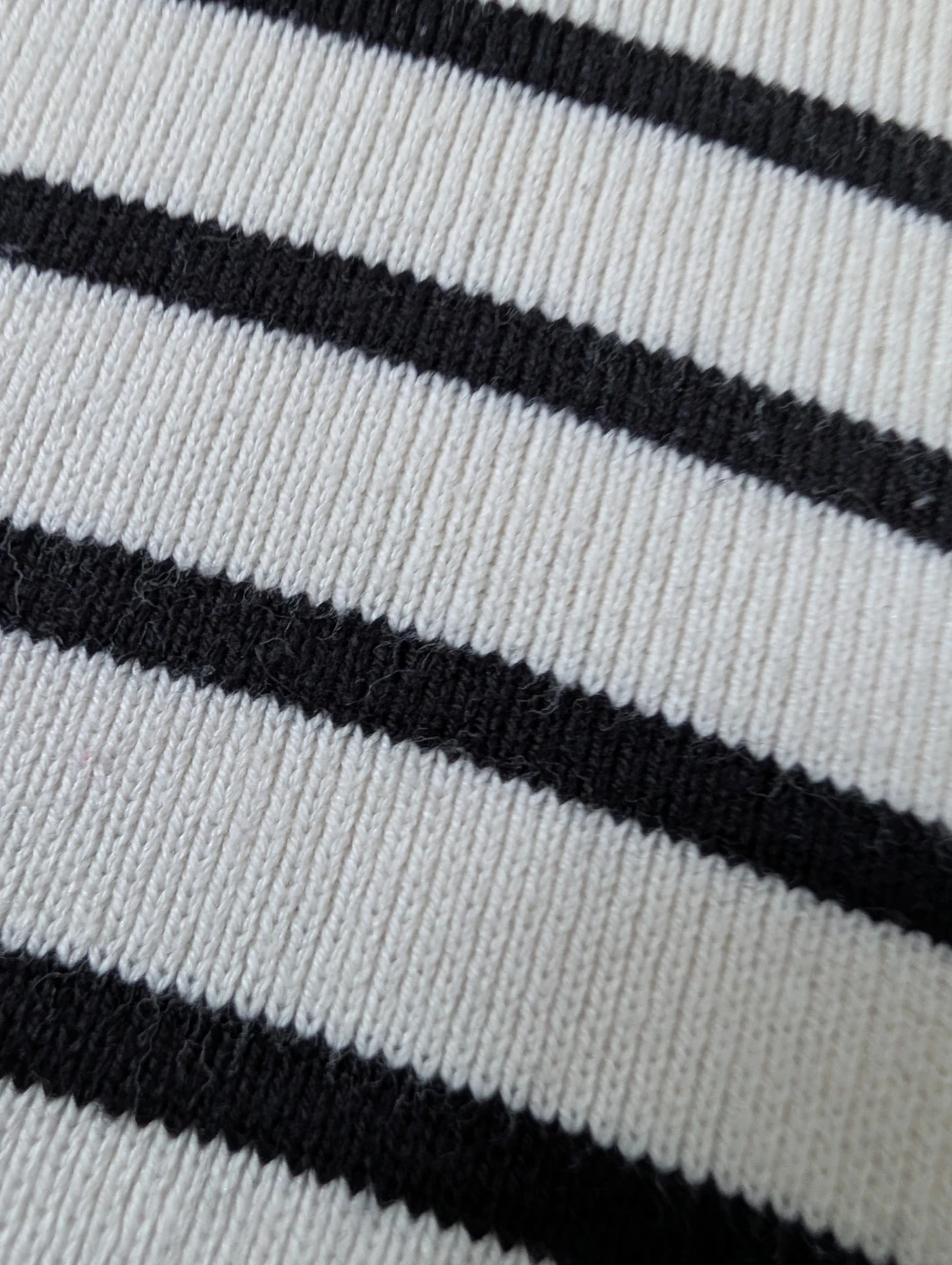 Marled Striped Sweater with Gold Accents - photo 4