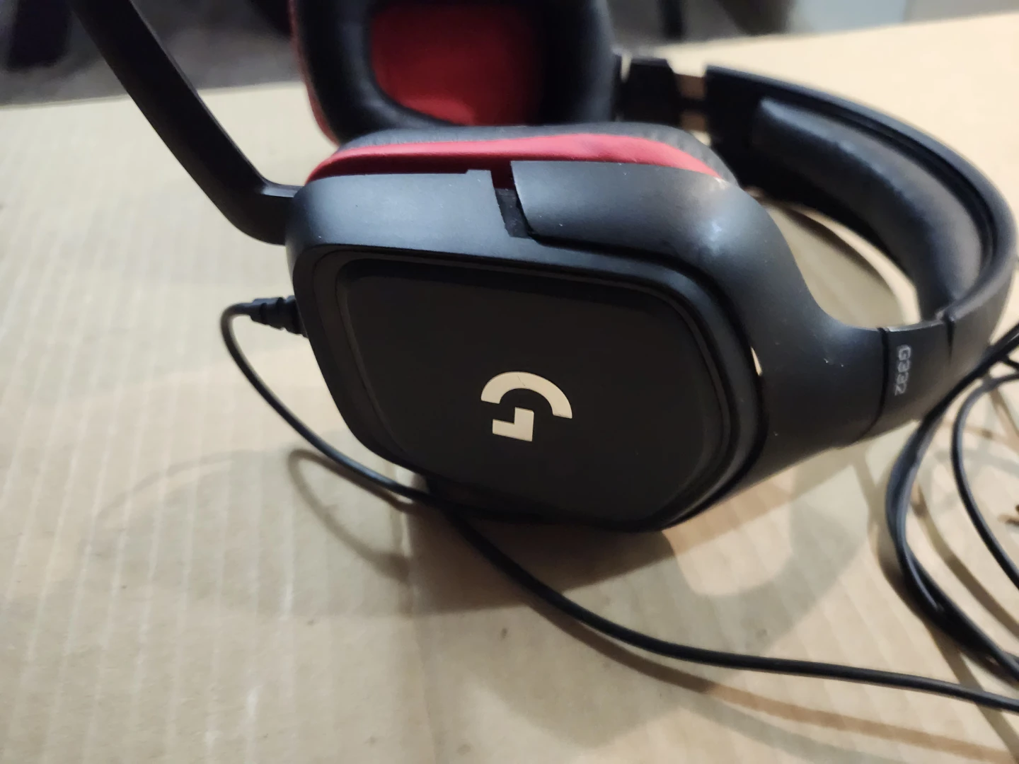 Logitech G332 Gaming Headset - Black & Red wired - photo 5