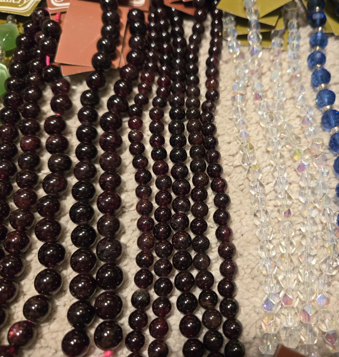 Lot of Assorted Bead Strands (Lot O) - photo 3