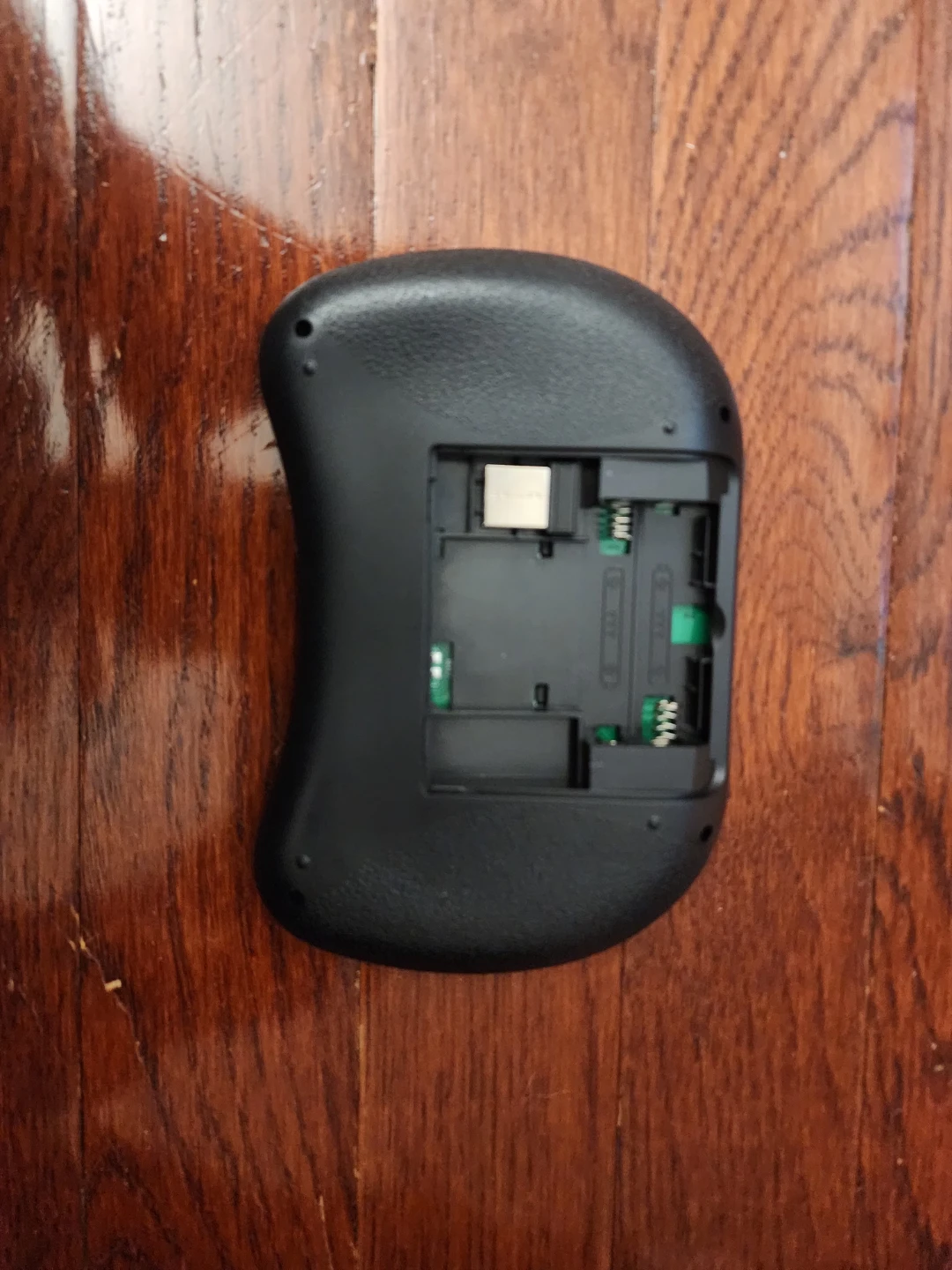 Wireless Multimedia Remote Control Keyboard and Touchpad - photo 3