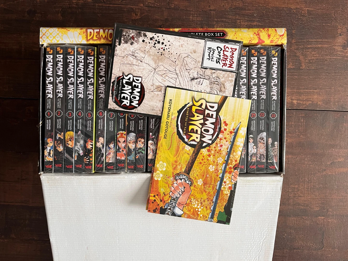 Demon Slayer Complete Box Set (Volumes 1-23) - photo 4