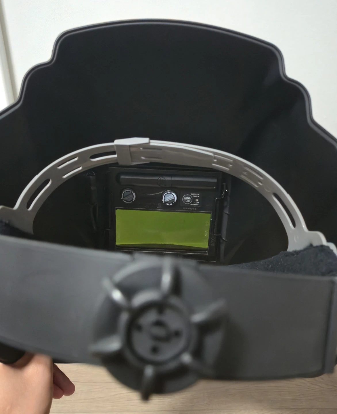 Mastercraft Welding Helmet - Auto Darkening - photo 4