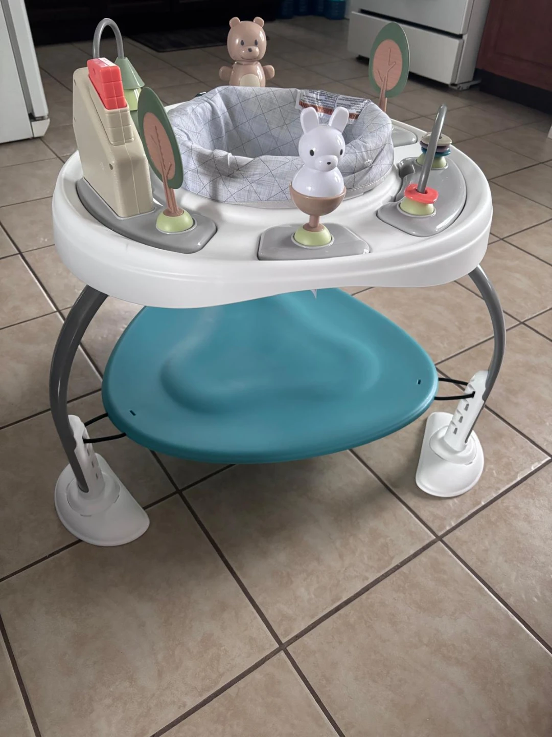 Skip Hop Explore & More Jumpscape Activity Center