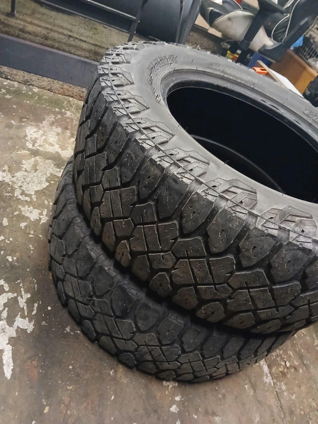 Yokohama Geolandar A/T G015 LT275/65R18 Tires