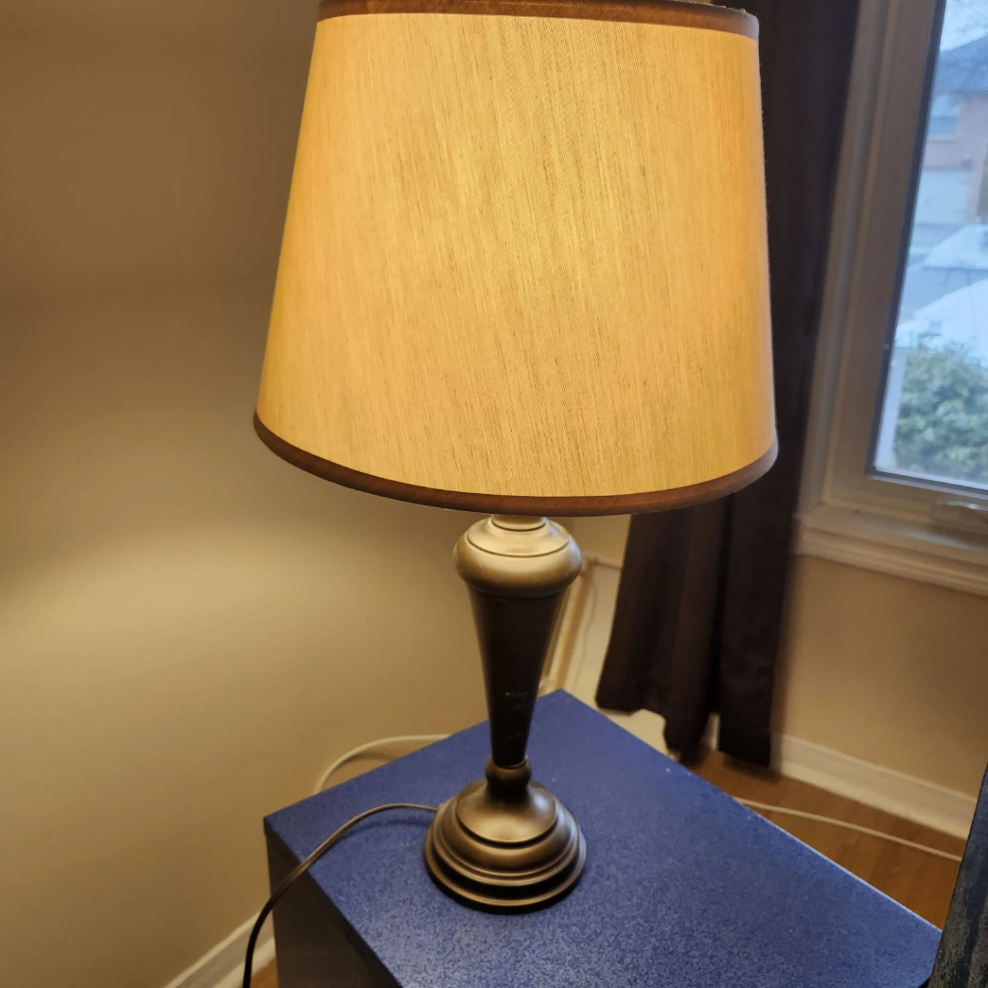 2 Table Lamps - Brown Base and Beige Shade - photo 3