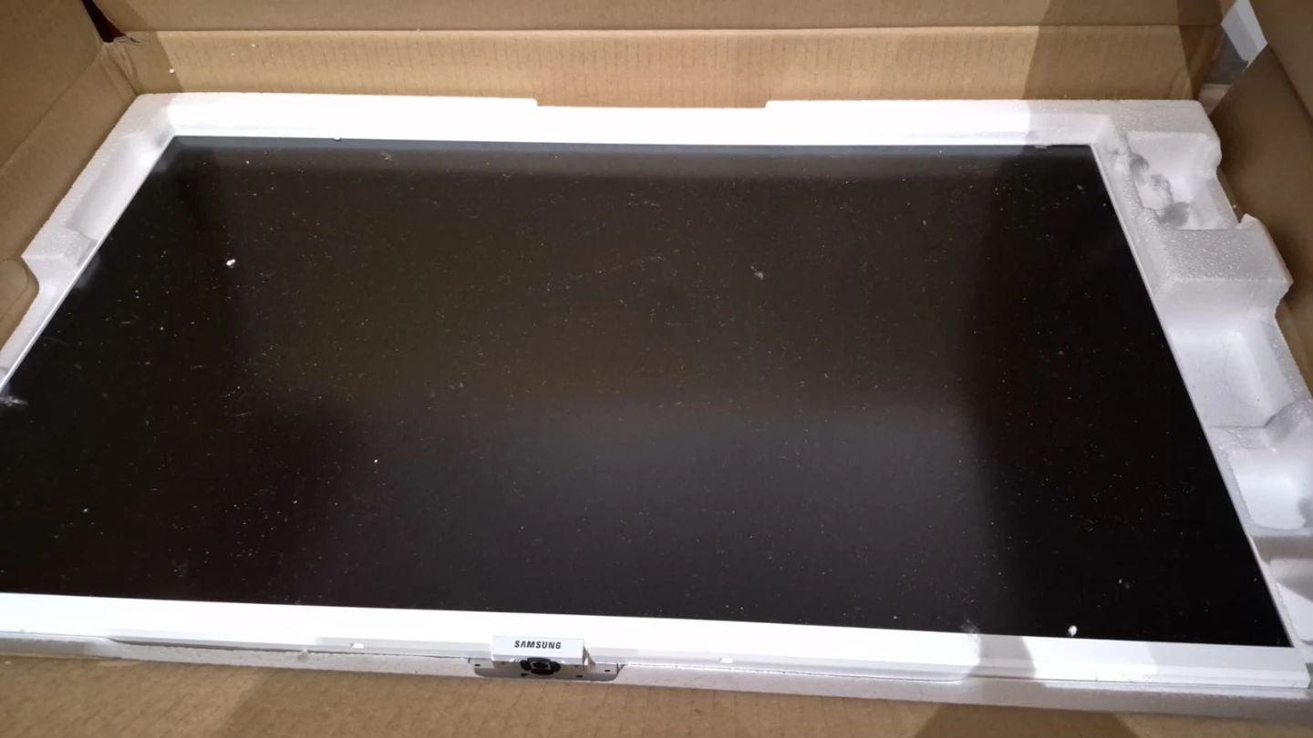 Samsung M7 Smart Monitor 32 inch - photo 5