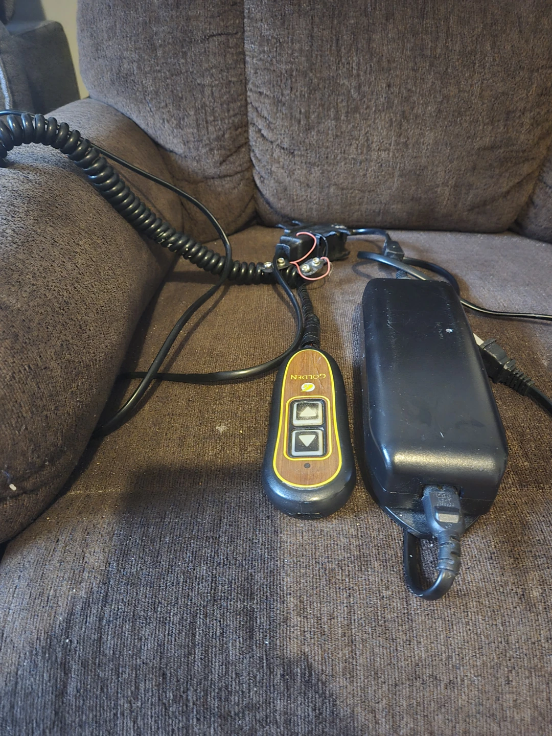 Golden Technologies Power Recliner Lift Chair Motor Controller - photo 2