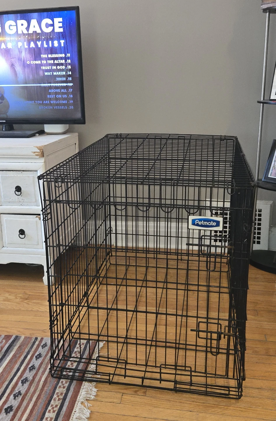 Medium to large Dog Crate -