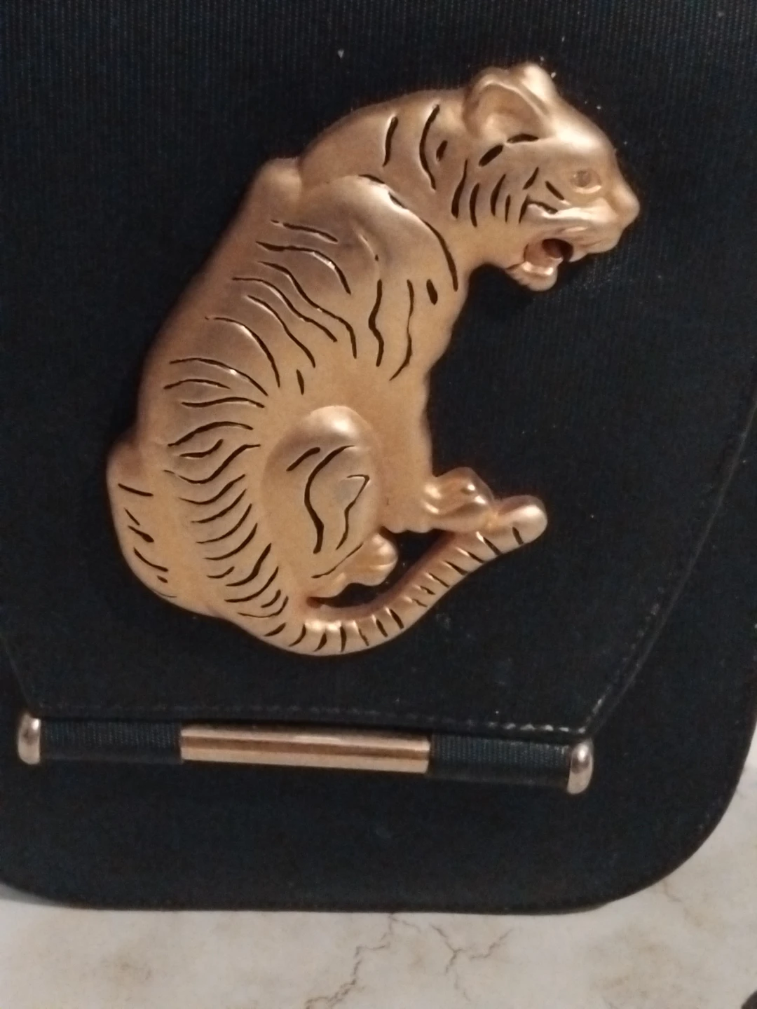 Black Tiger Design Shoulder Bag - photo 2