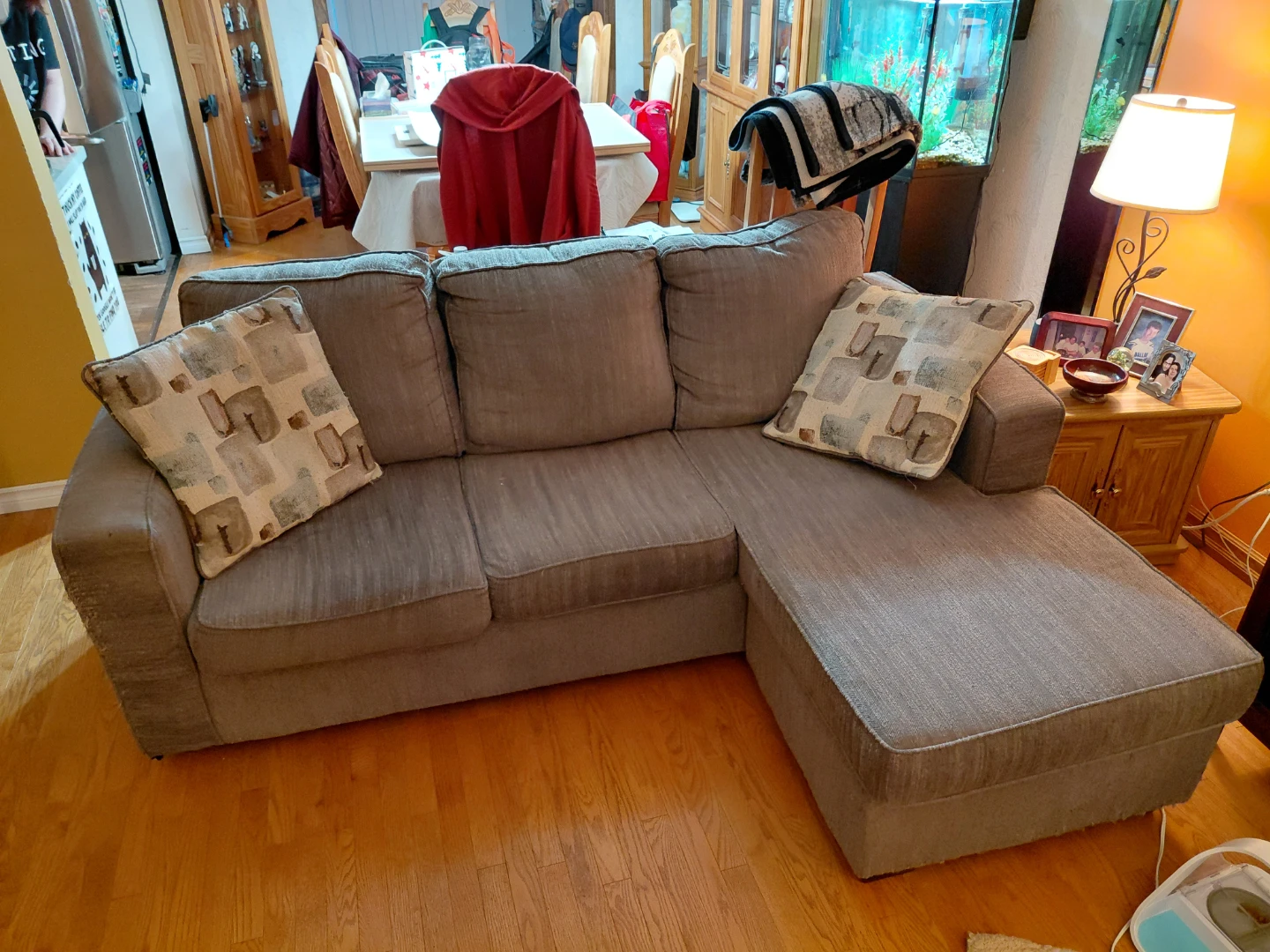 L-Shaped Sectional Couch w/ Chaise – Clean, Comfortable