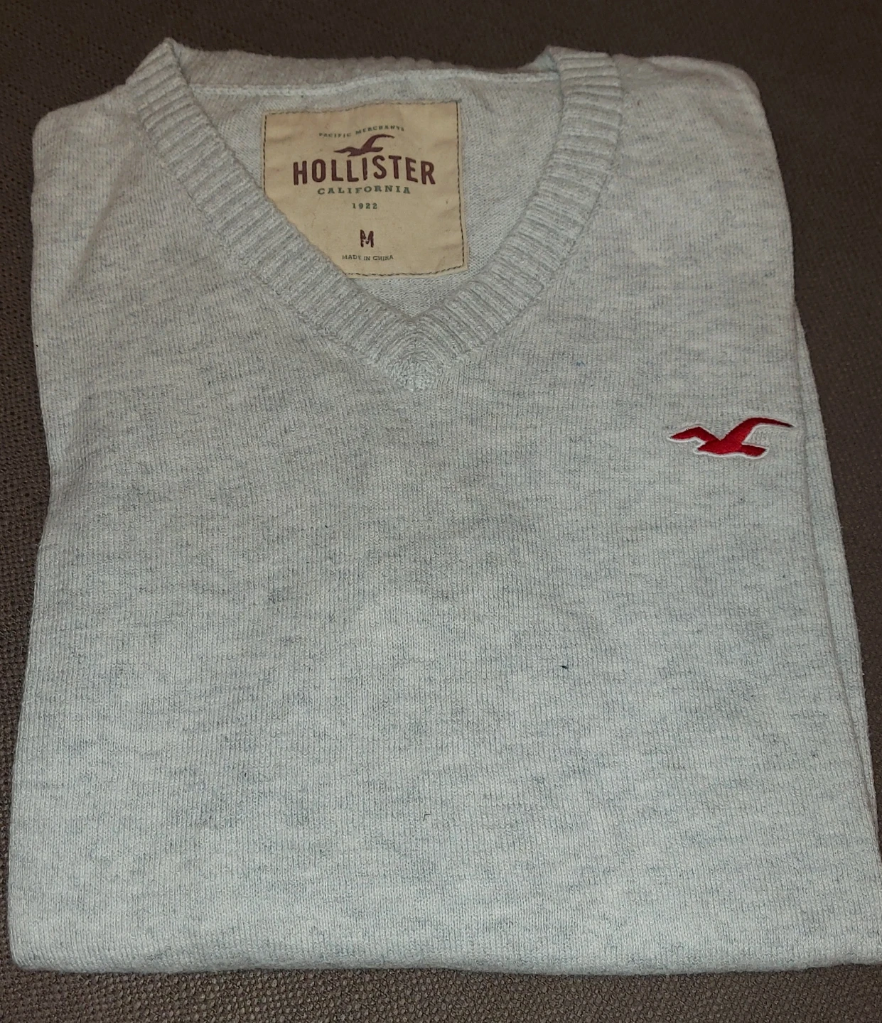 Hollister V-Neck Sweaters - Size M - photo 3