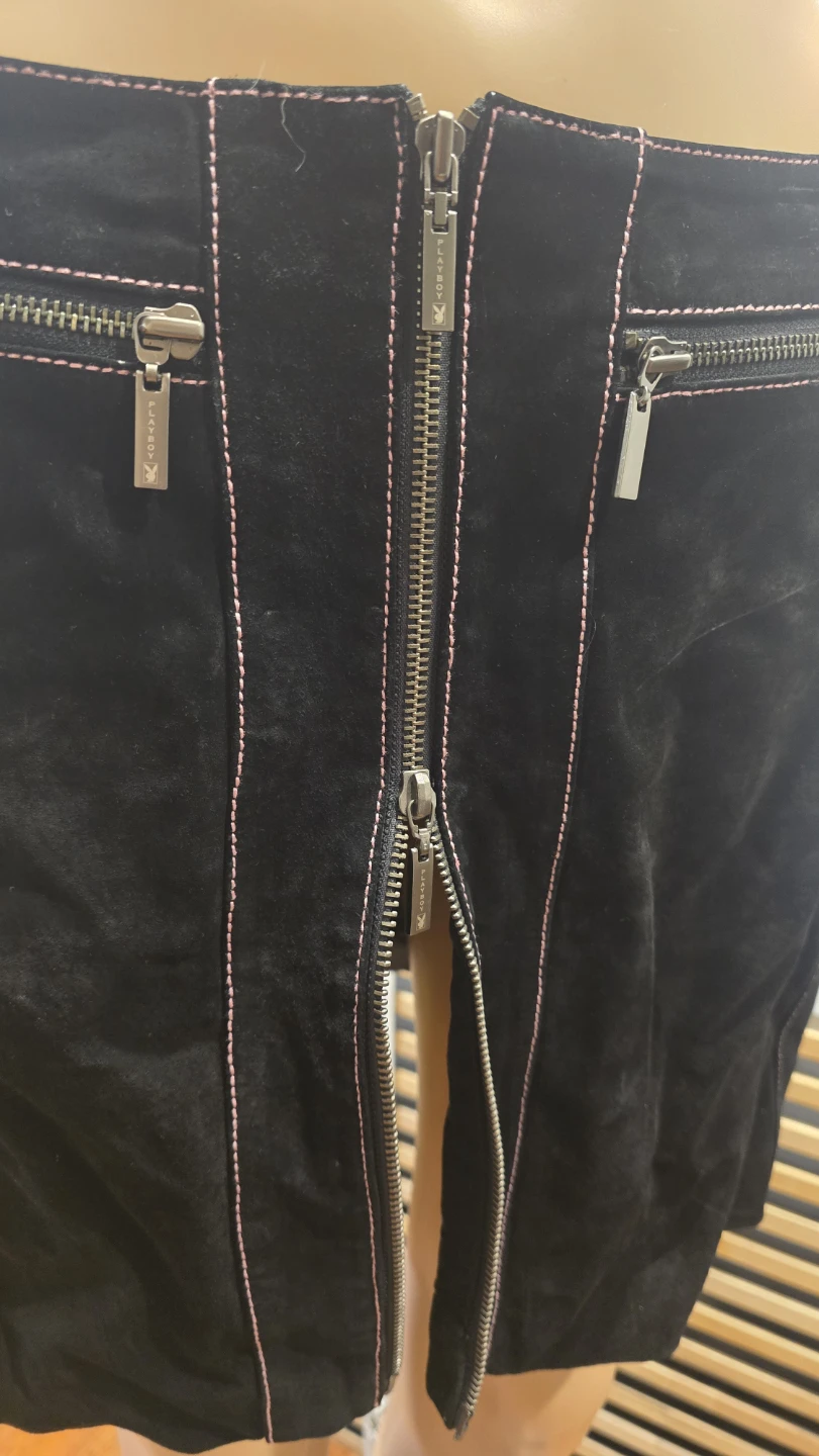Playboy leather Mini Skirt with Pink Bunny Logos - photo 4