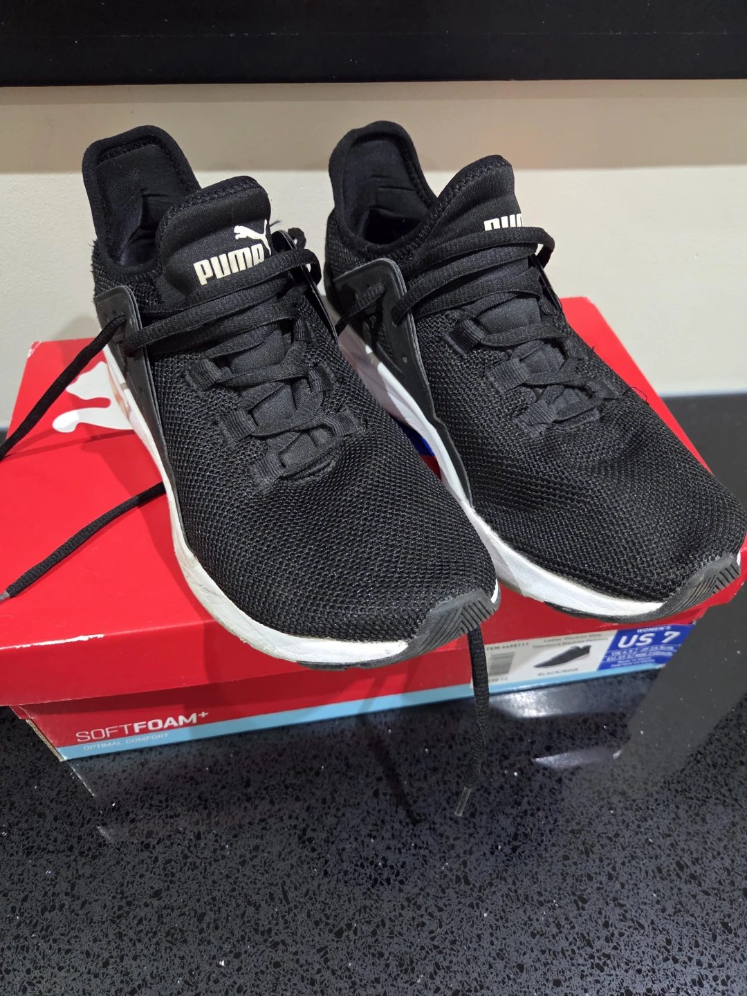 FREE   Women's 👟 size 7 - photo 2