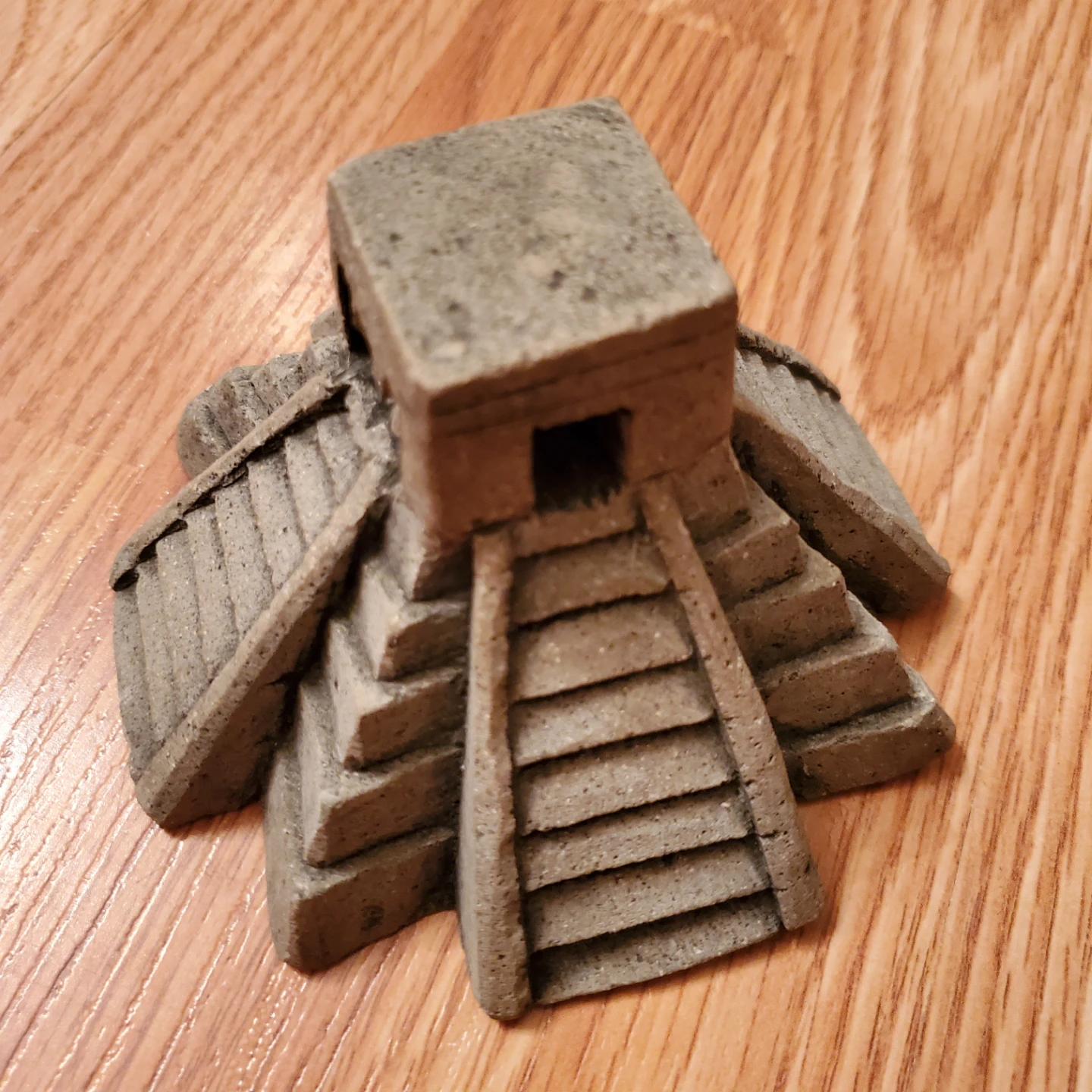 Solid Pyramid Figurine 🧡 - photo 2