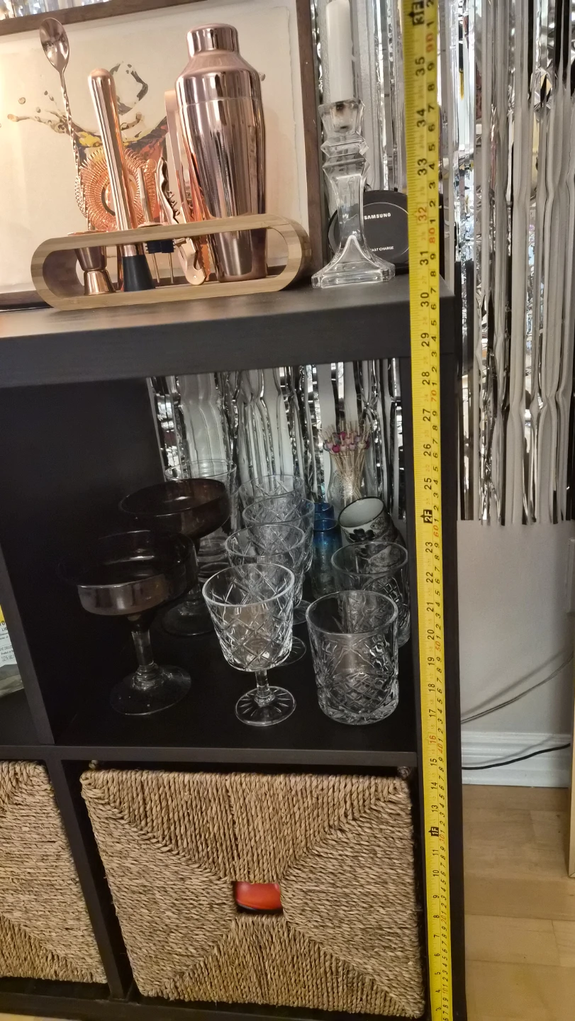 IKEA shelf unit with two baskets - photo 5