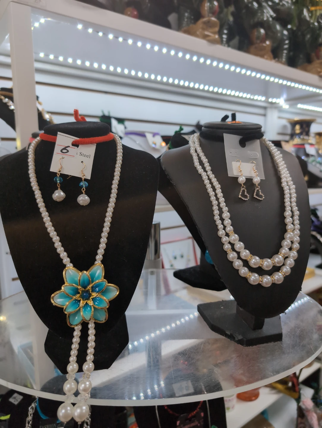 Necklace with earring set $6,$8 - photo 2