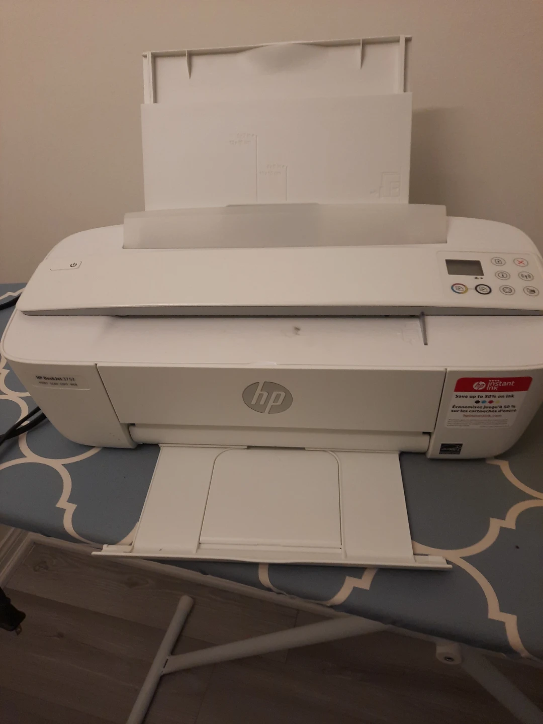 HP DeskJet 3752 All-in-One Printer
