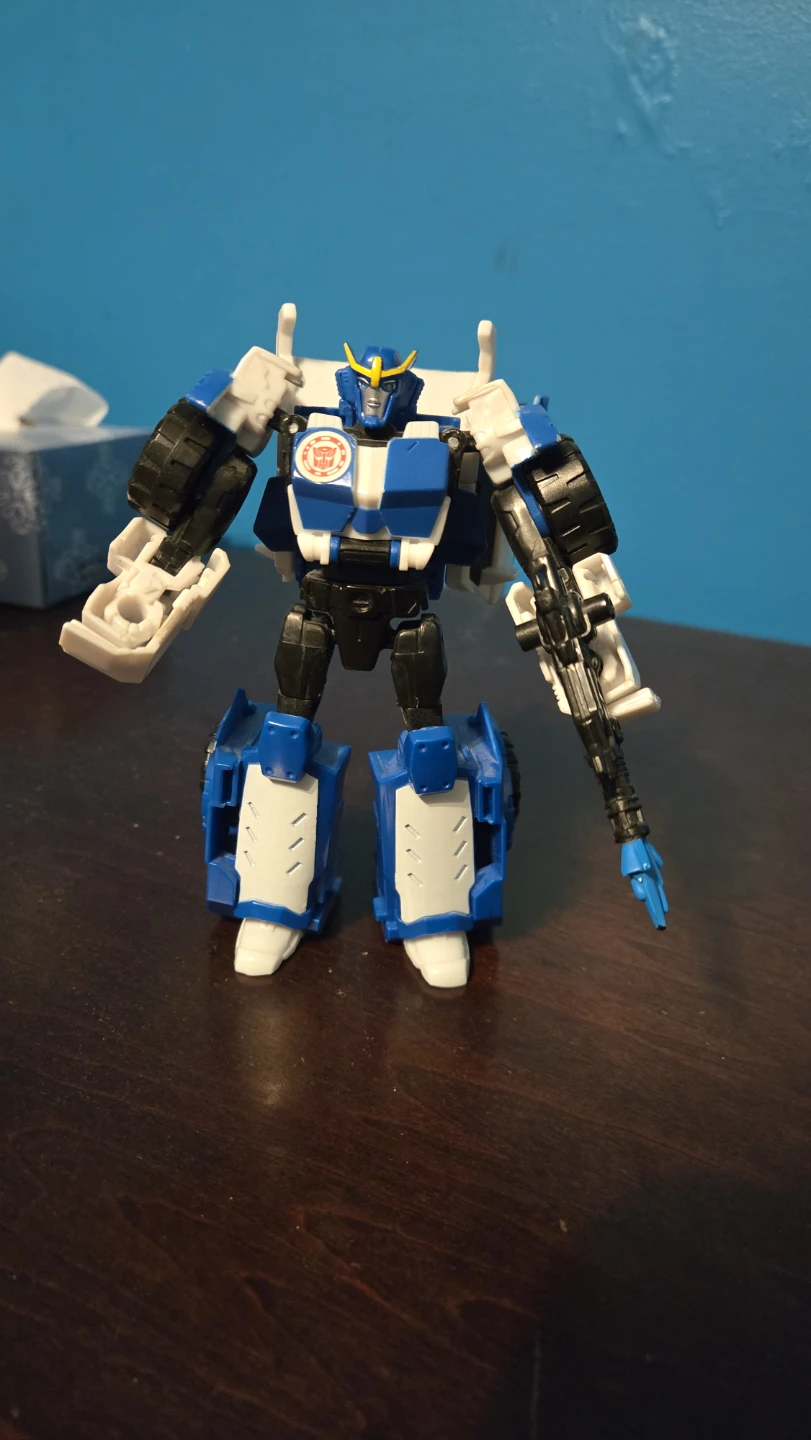 Transformers Robots in disguise strongarm
