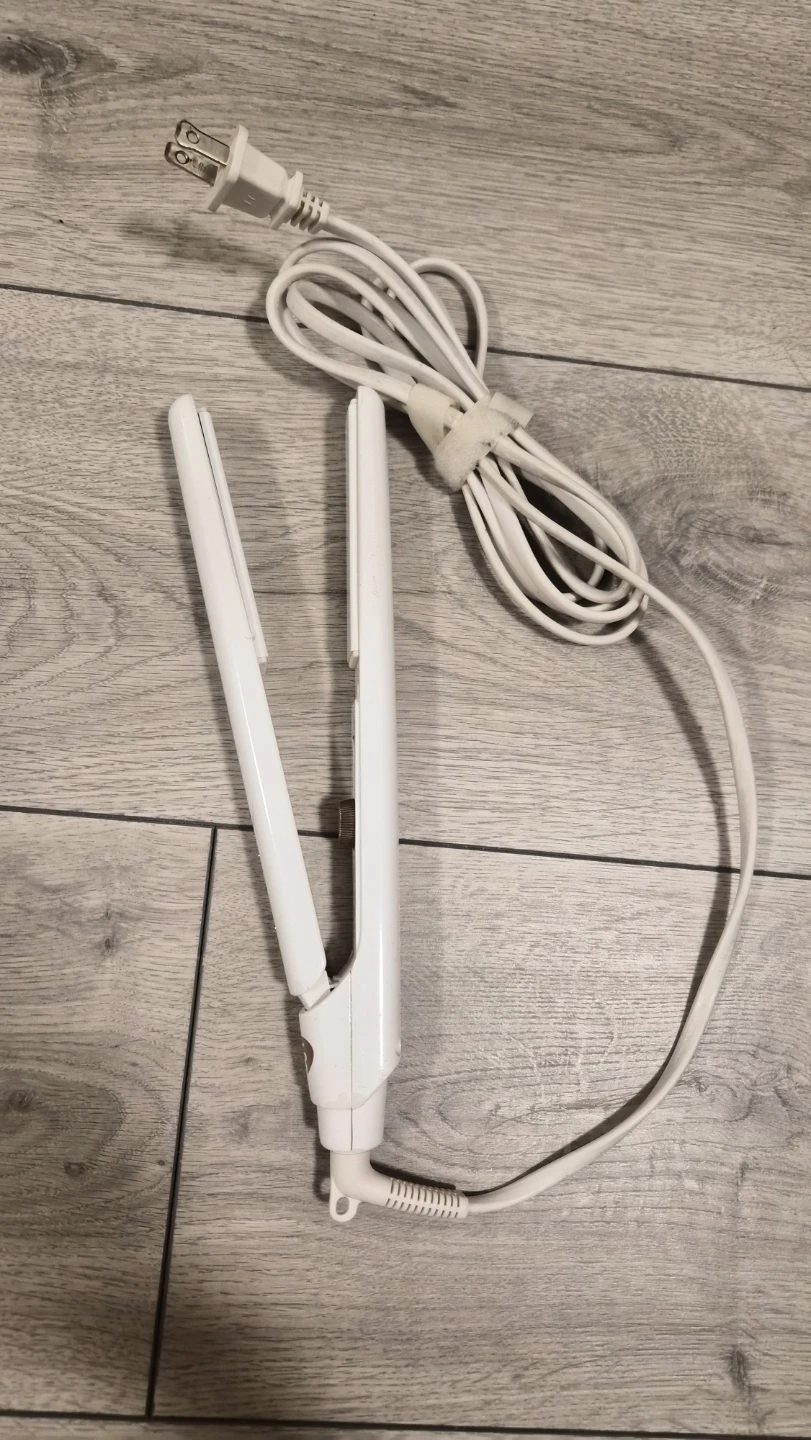 T3 hair straightener iron - photo 2