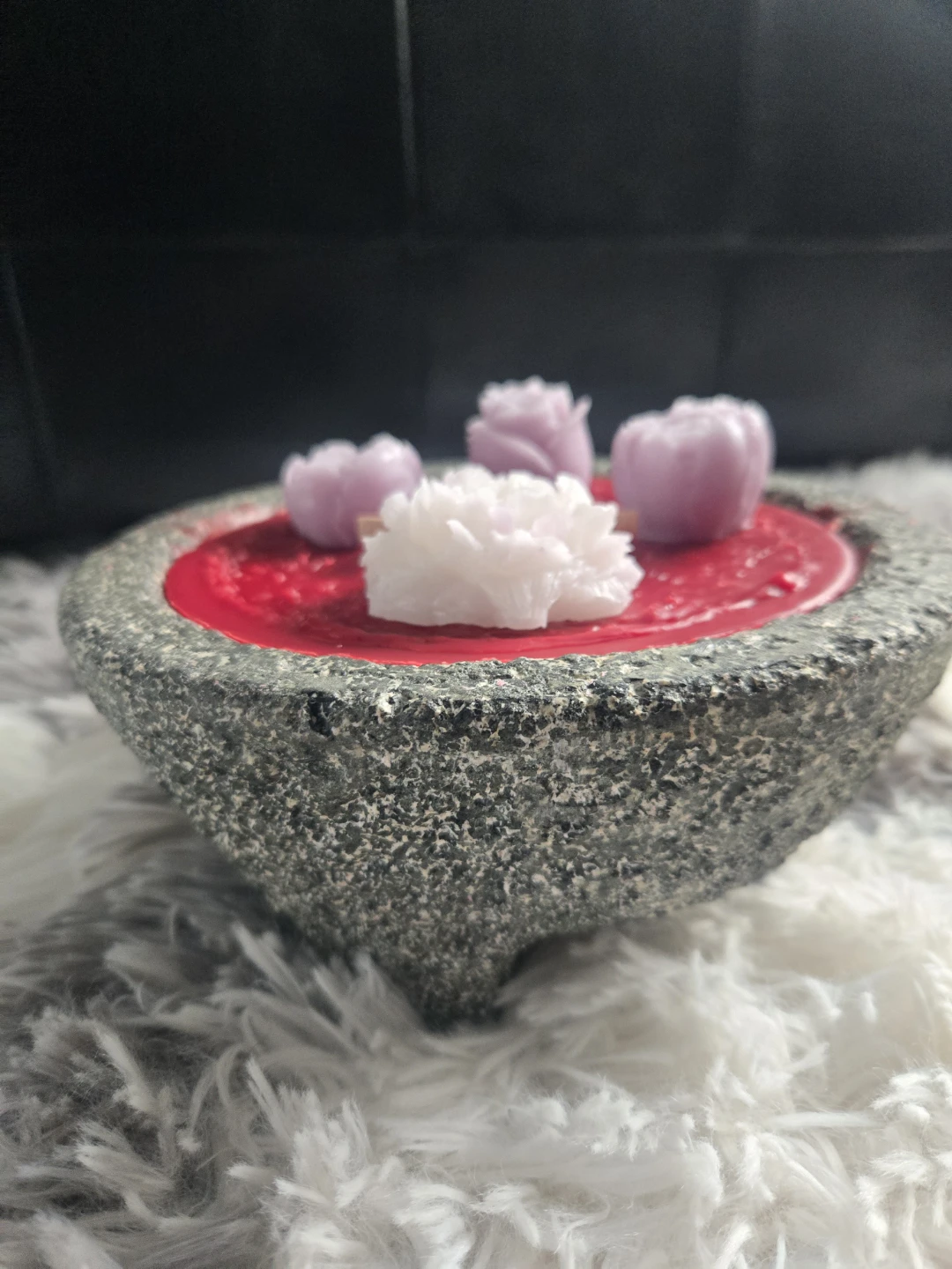 Candle in Stone Mortar Bowl with Floral Wax Melts - photo 2