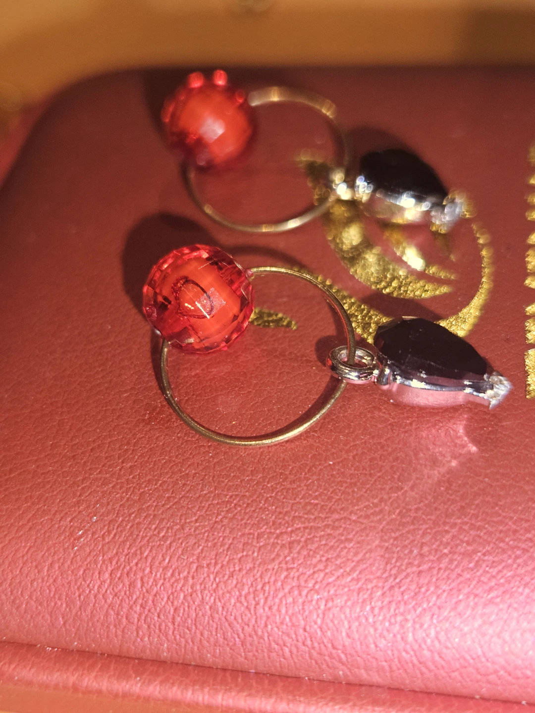 Authentic 10k earings. - photo 3