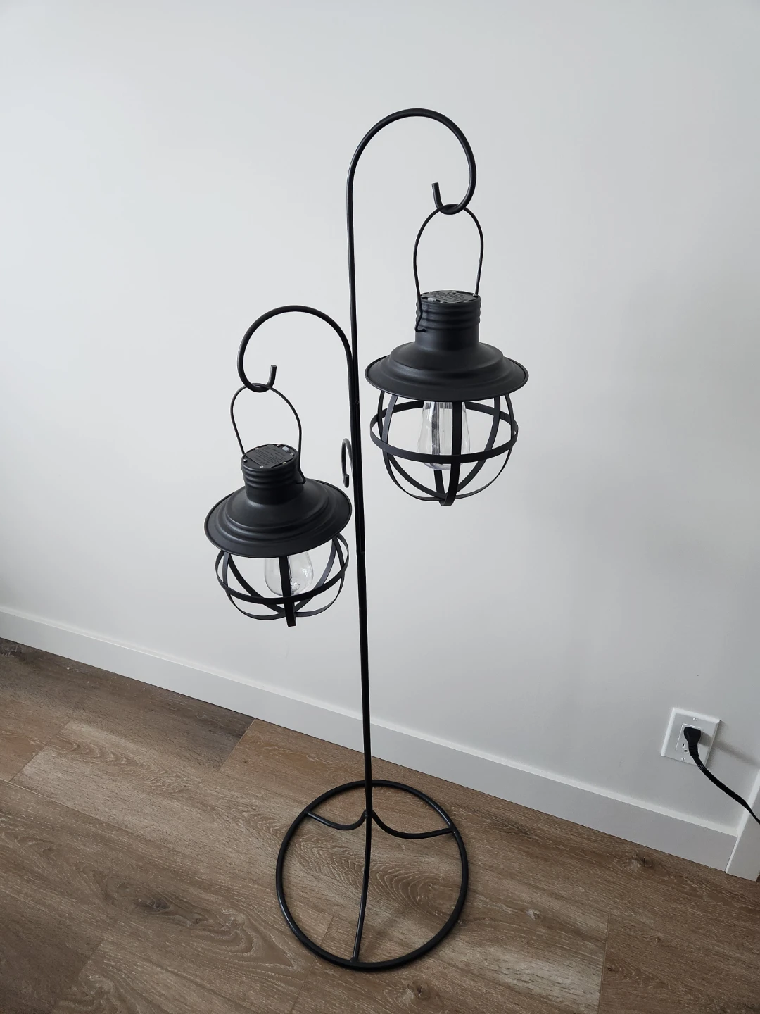 Black Metal Stand with Two Lamps