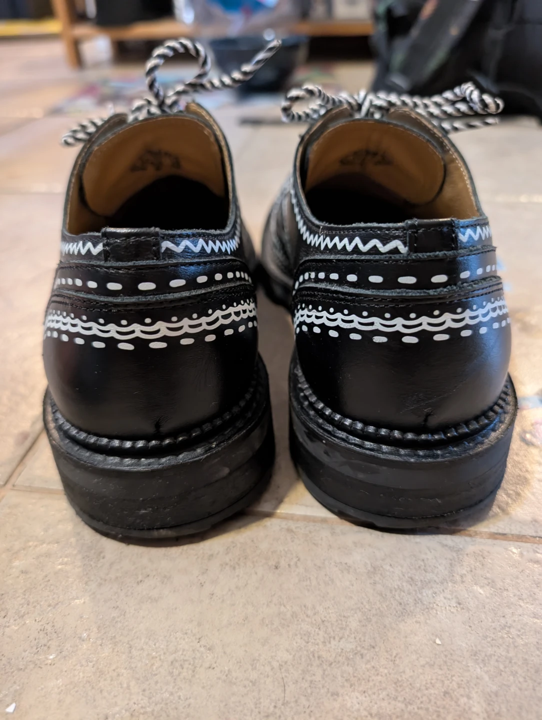 Size 8.5W Fluevog Aiden in Black & White - photo 2