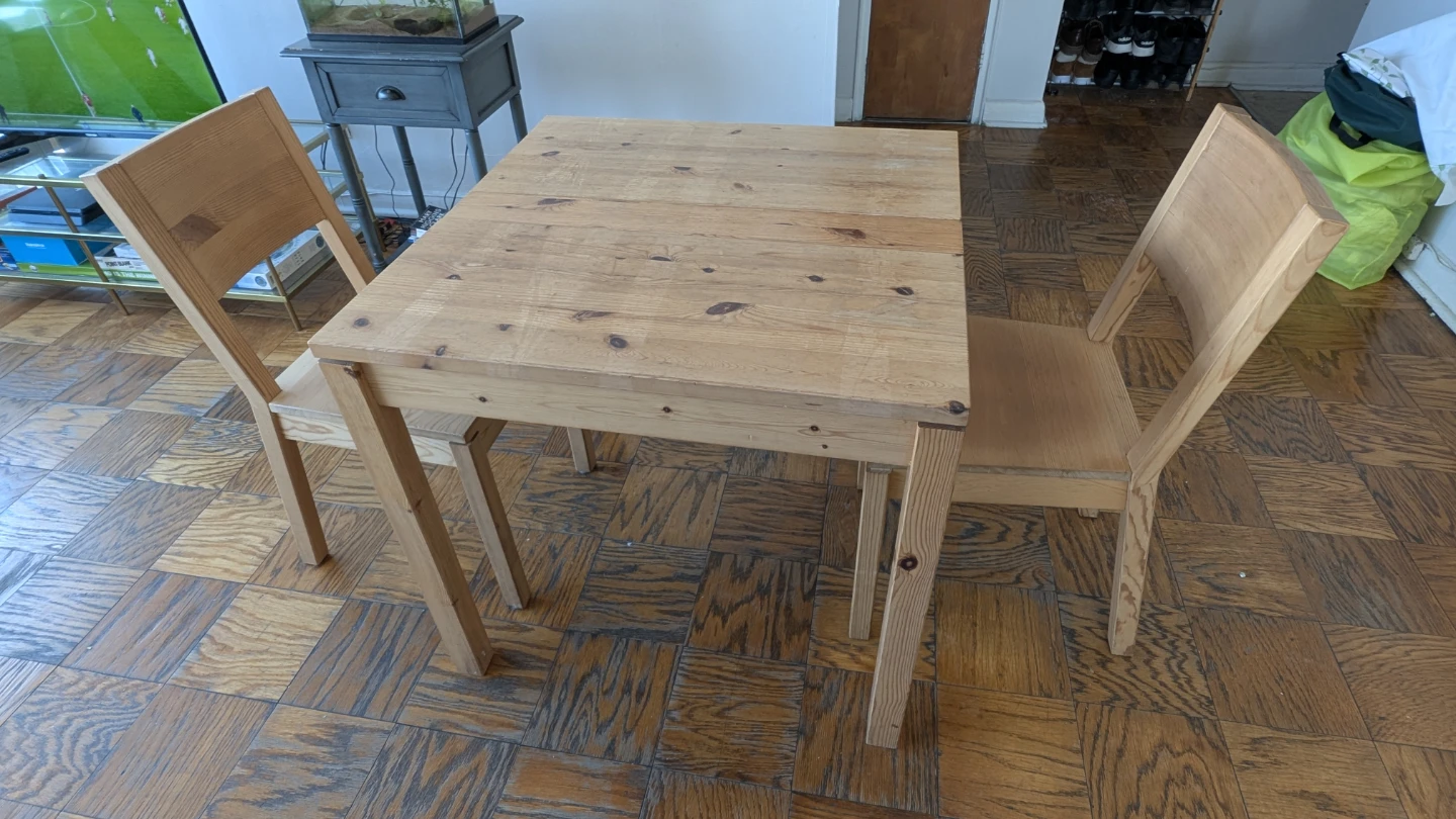 IKEA Dining Table and 2 Chairs - Solid Wood - photo 5