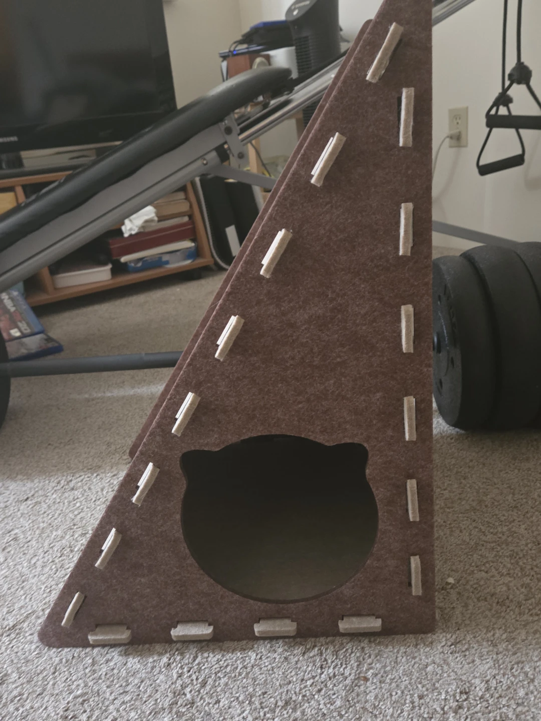 Triangle Cat House/Scratcher - photo 2