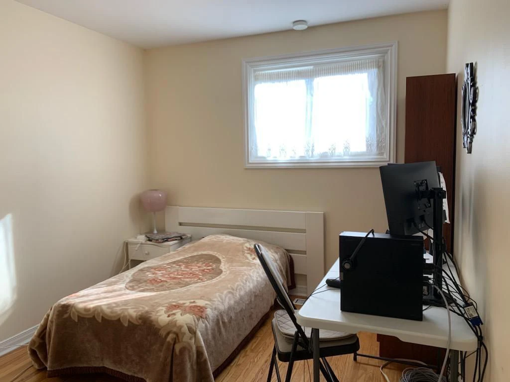 Room for rent