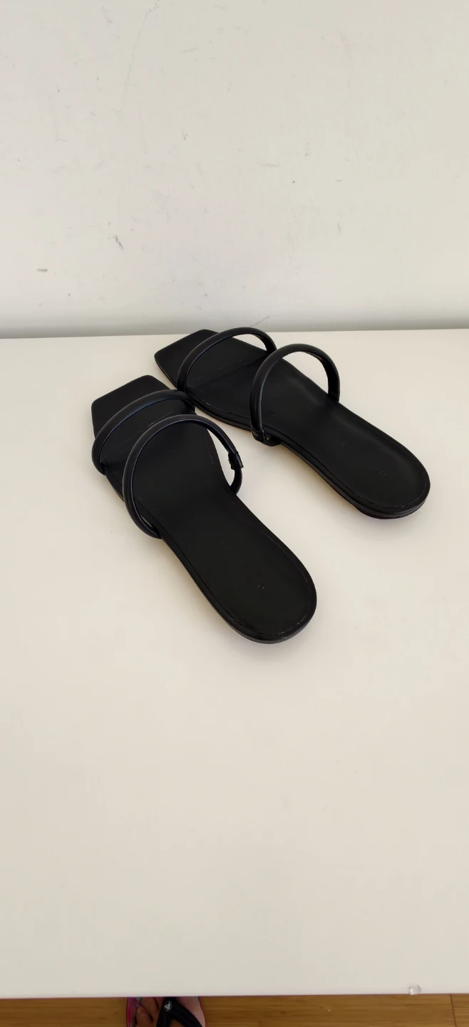 Black Everlane Two-Strap Slide Sandals - photo 2