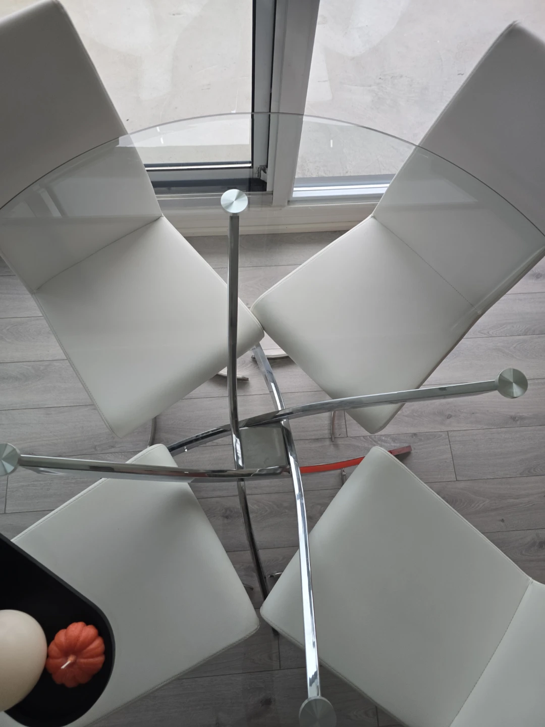 Glass Round Dining Table with 4 White Chairs - photo 5