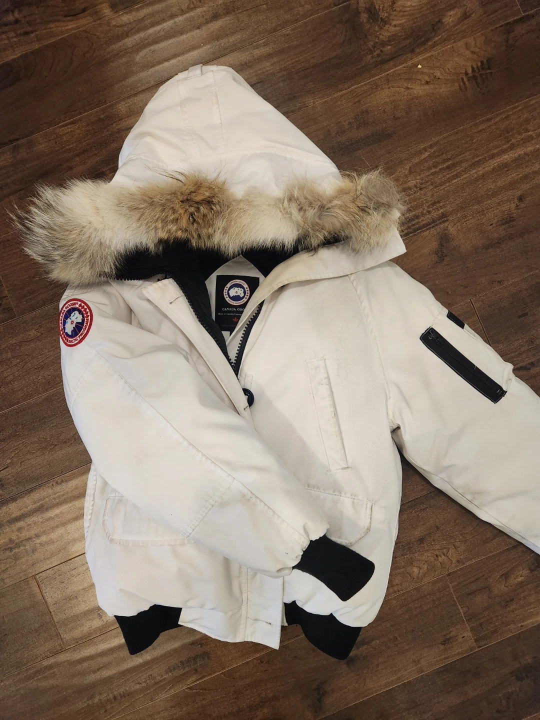 Canada Goose White Bomber Jacket - Size L - photo 2