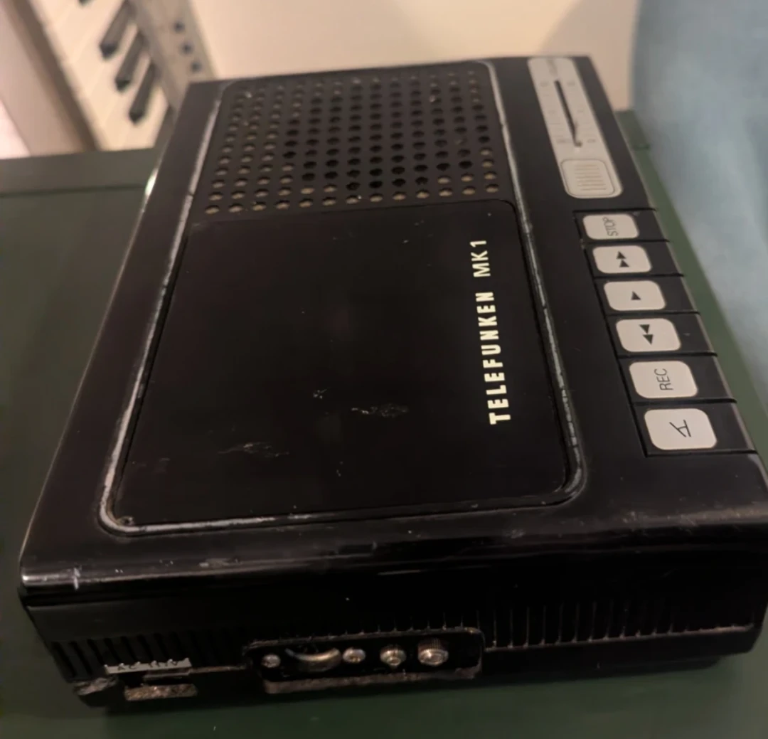 Telefunken MK 1 Cassette Recorder - photo 2