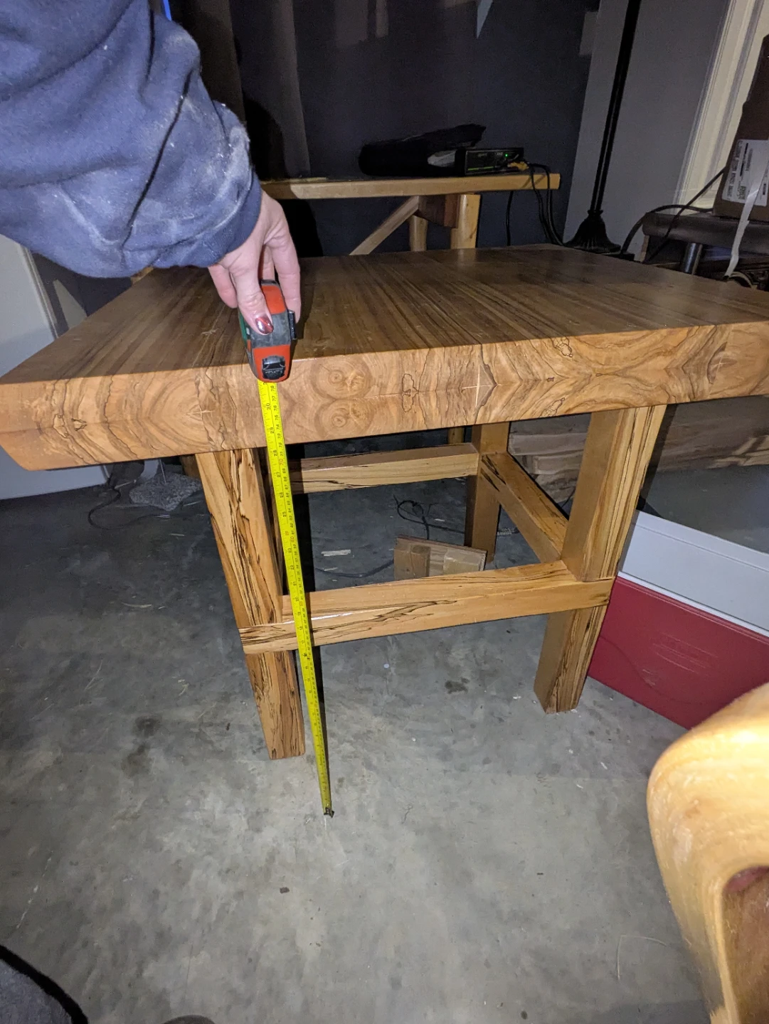 Live edge Table 31" x 36" x 32" High - photo 4