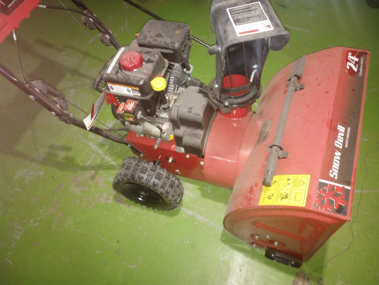 Snow Devil 24" Snow Thrower - photo 3