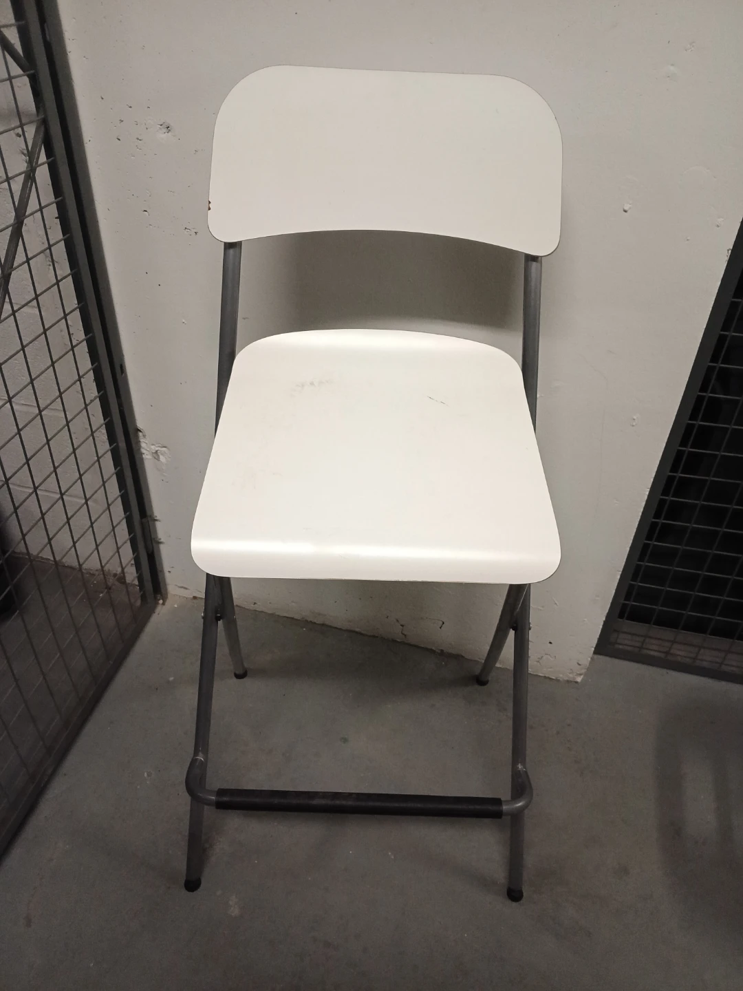 Folding IKEA Chair - White - photo 2