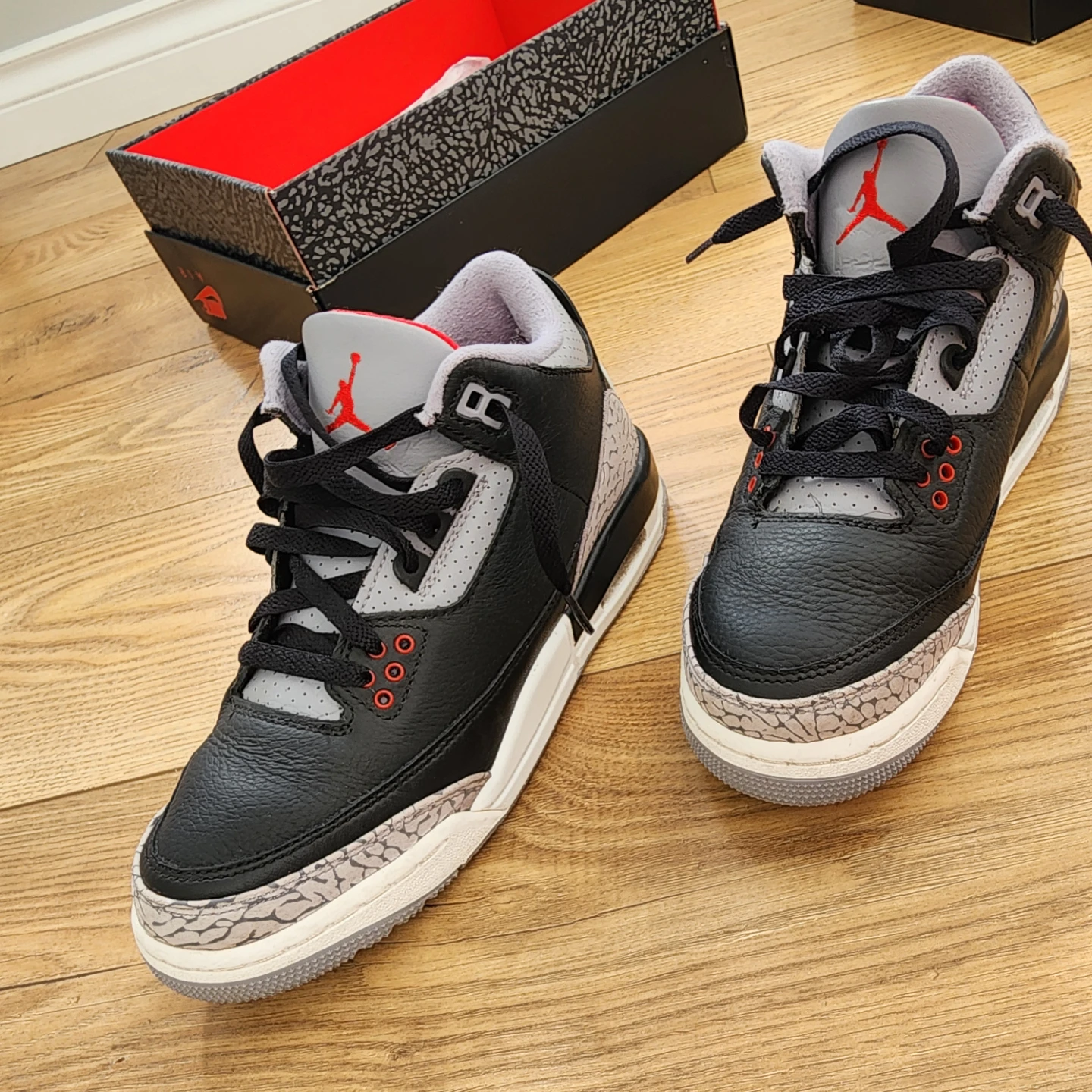 Nike Air Jordan 3 Retro Black Cement - photo 2