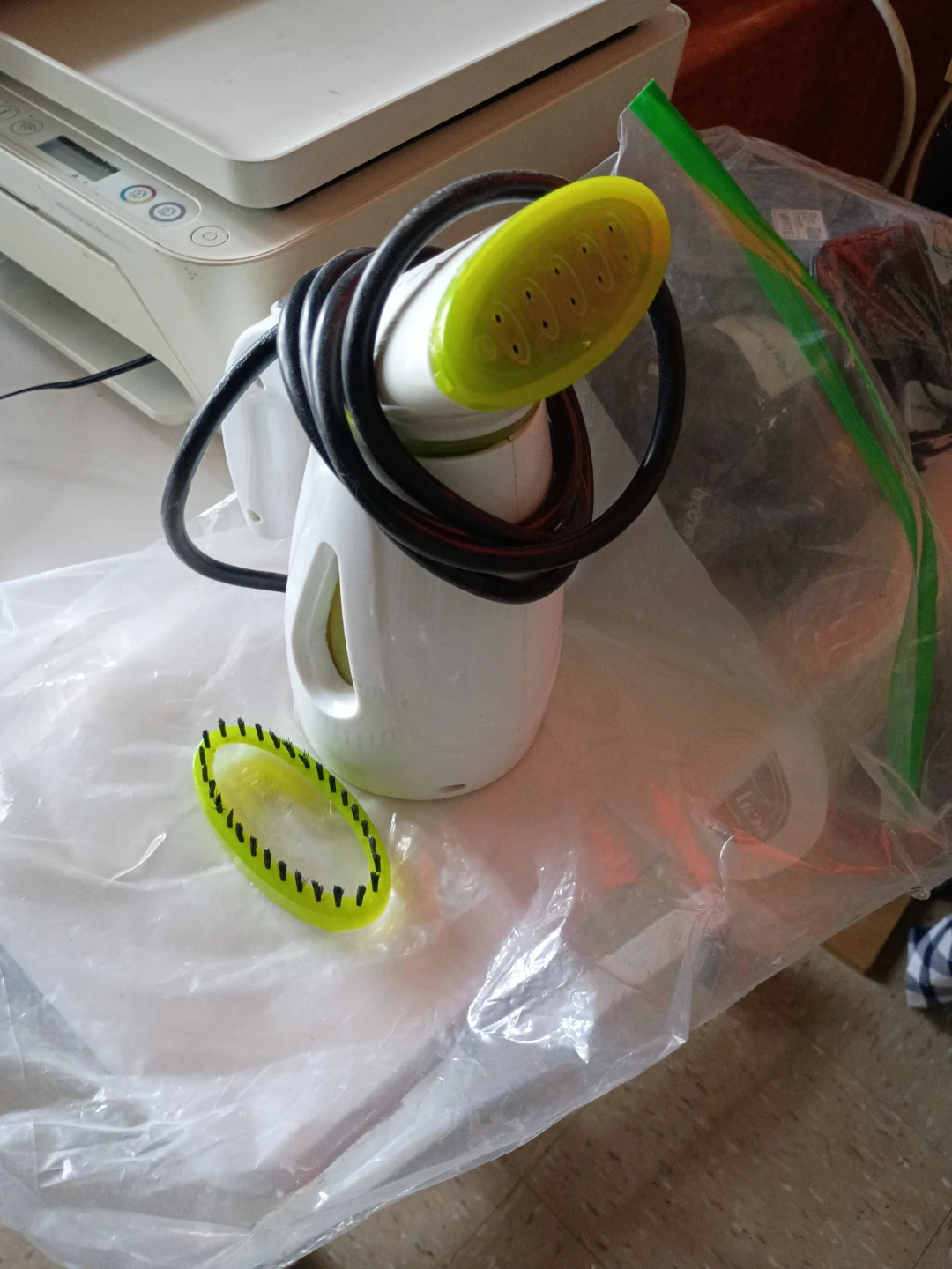 Portable Handheld Clothes Steamer