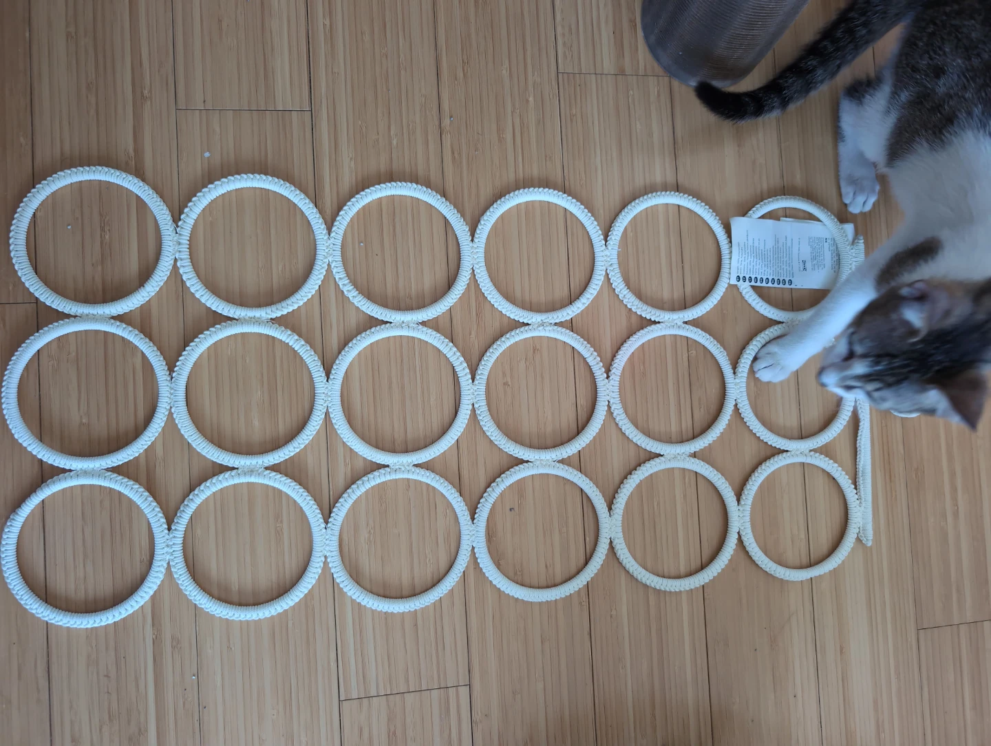 White Rope Necklace/Scarf Organizer